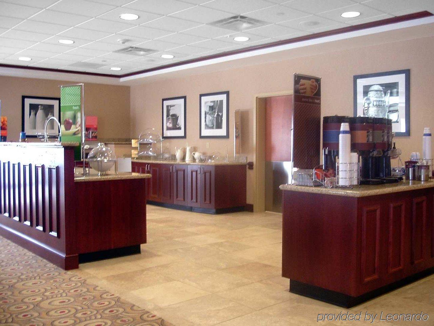 Hotel Hampton 3*